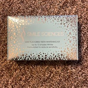 SMILE Teeth Whitening Kit